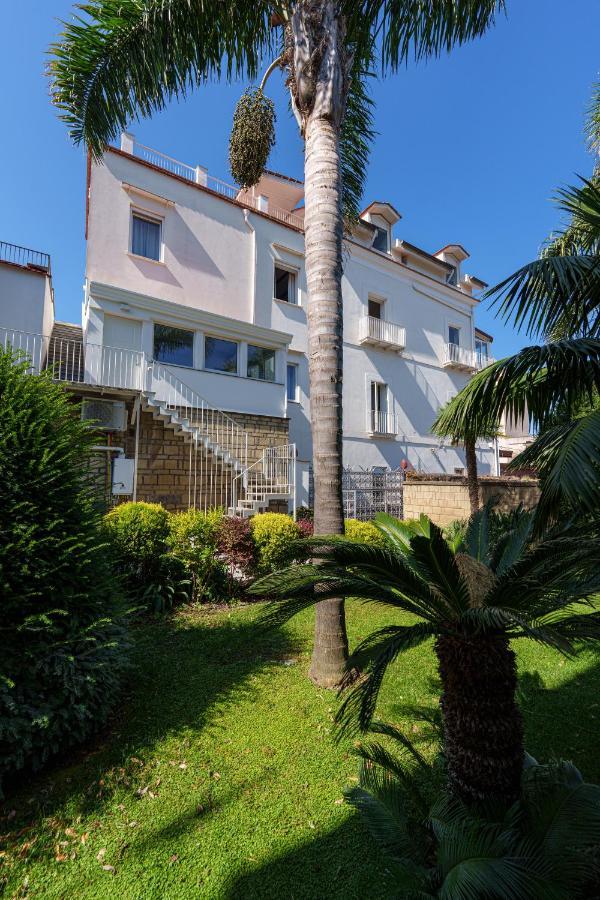 Mary'S Guest House วีโกเอเกวนเซ ภายนอก รูปภาพ